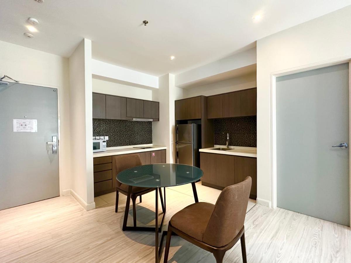 M Centro City Centre @ Gaya Street By Sunset Seaview Vacation Condos كوتا كينابالو المظهر الخارجي الصورة